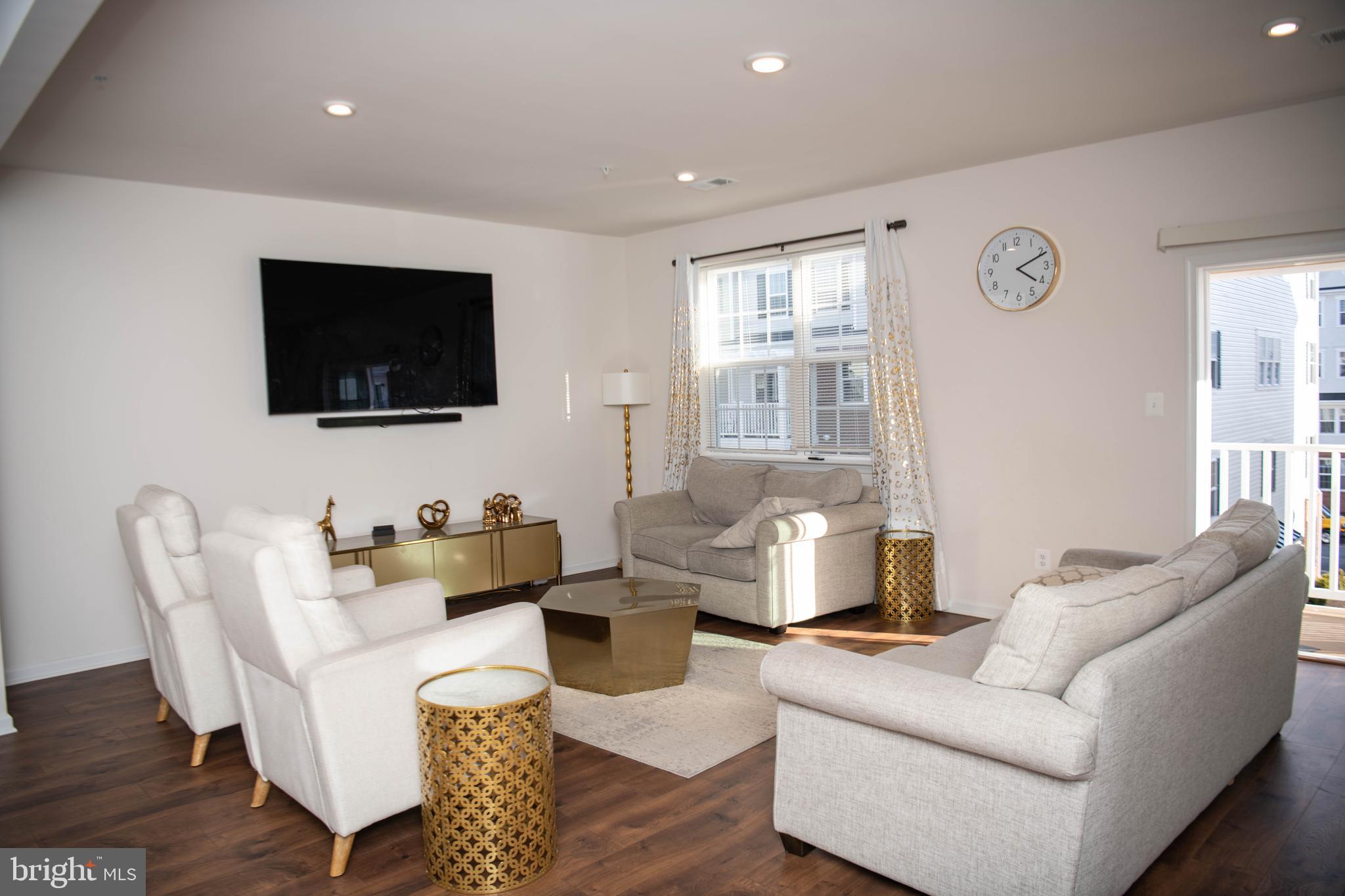 BALLARD GREEN - Residential