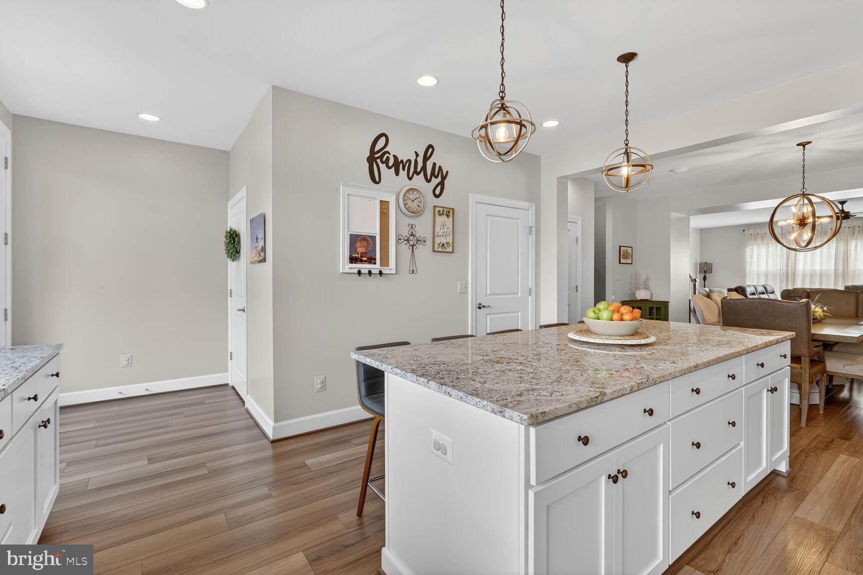 BELMONT BAY - Residential