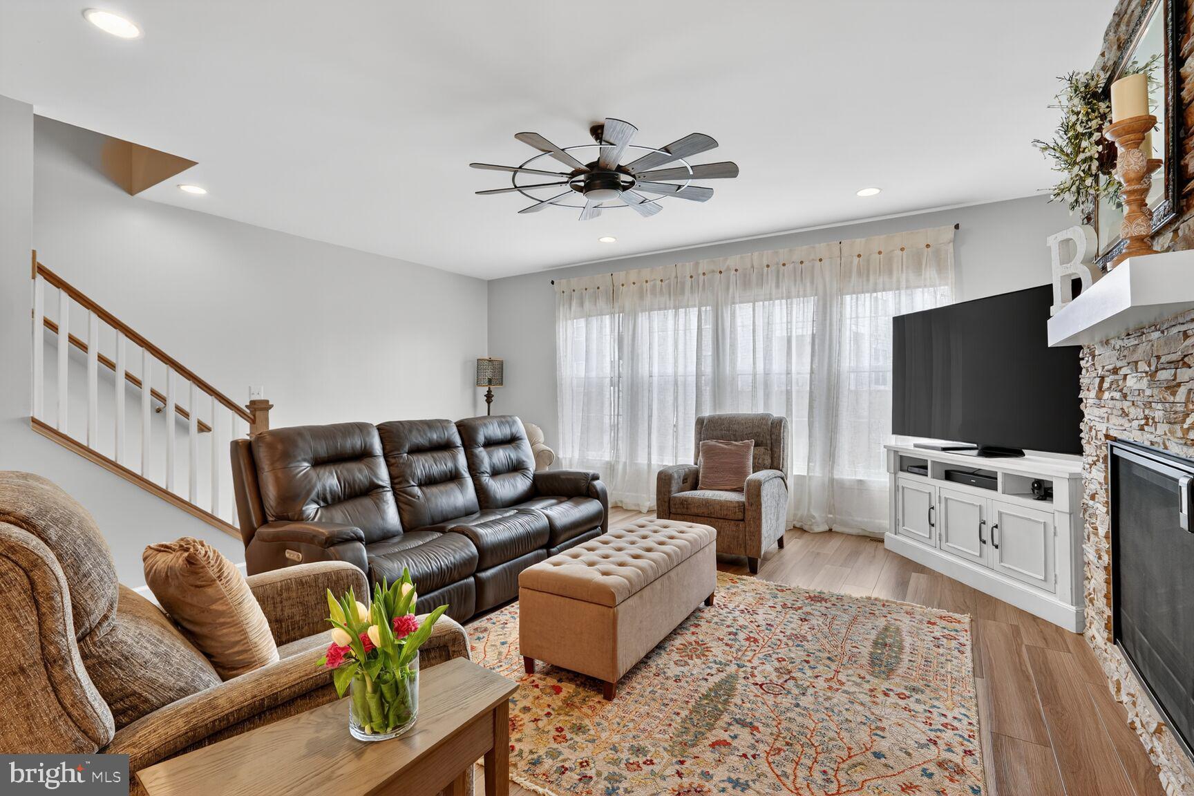 BELMONT BAY - Residential