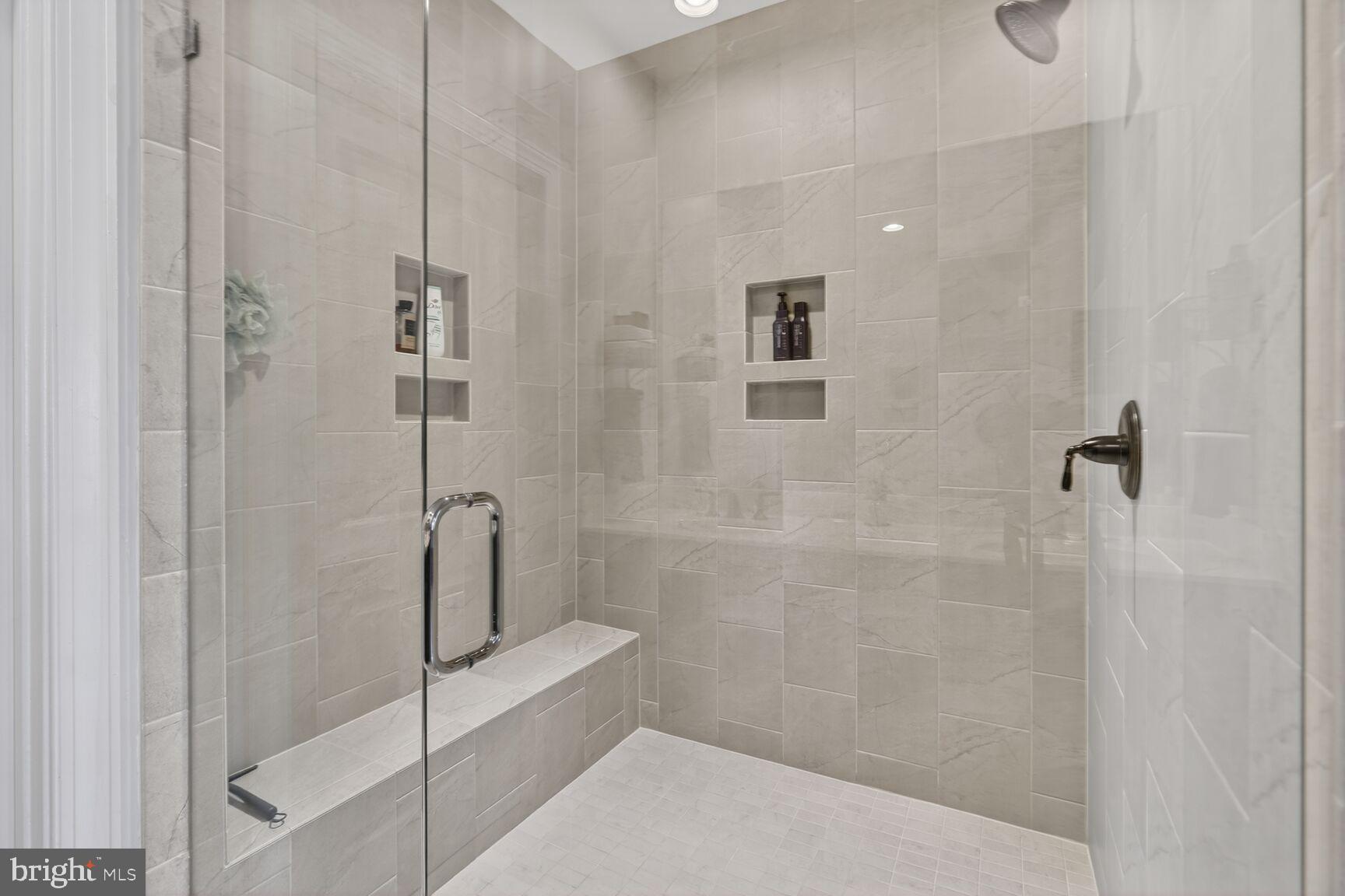 BELMONT BAY - Residential