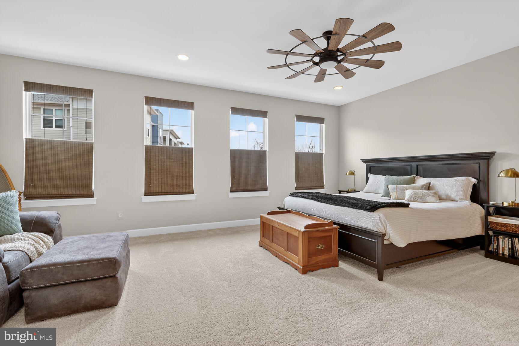 BELMONT BAY - Residential