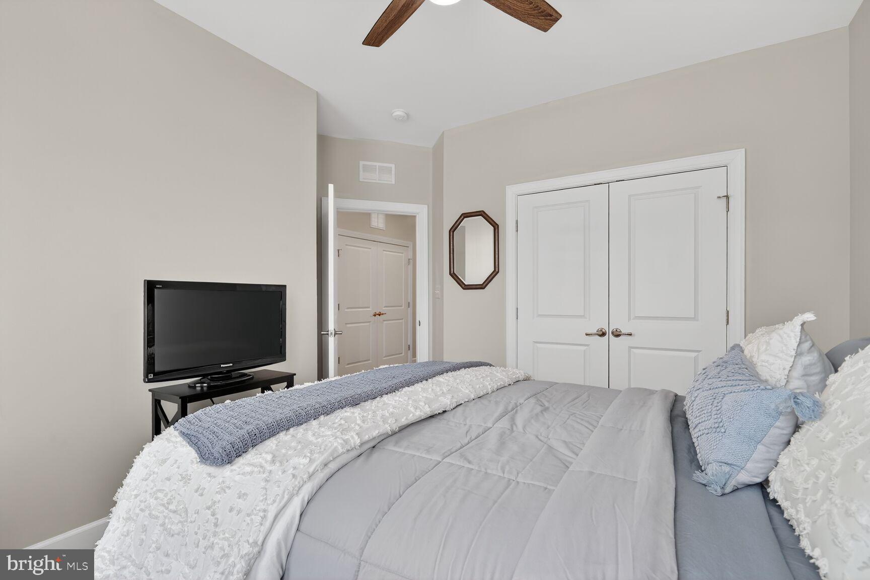 BELMONT BAY - Residential