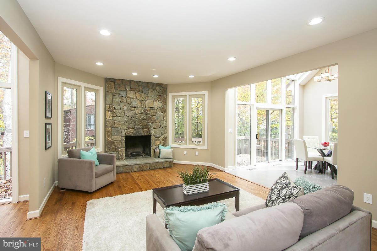 LOCUST RIDGE - Residential