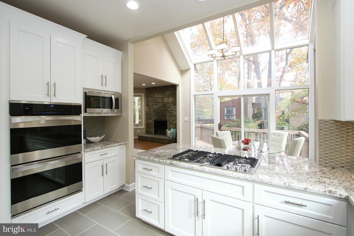 LOCUST RIDGE - Residential