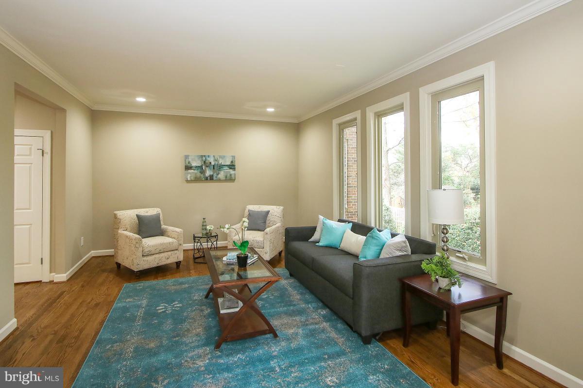 LOCUST RIDGE - Residential