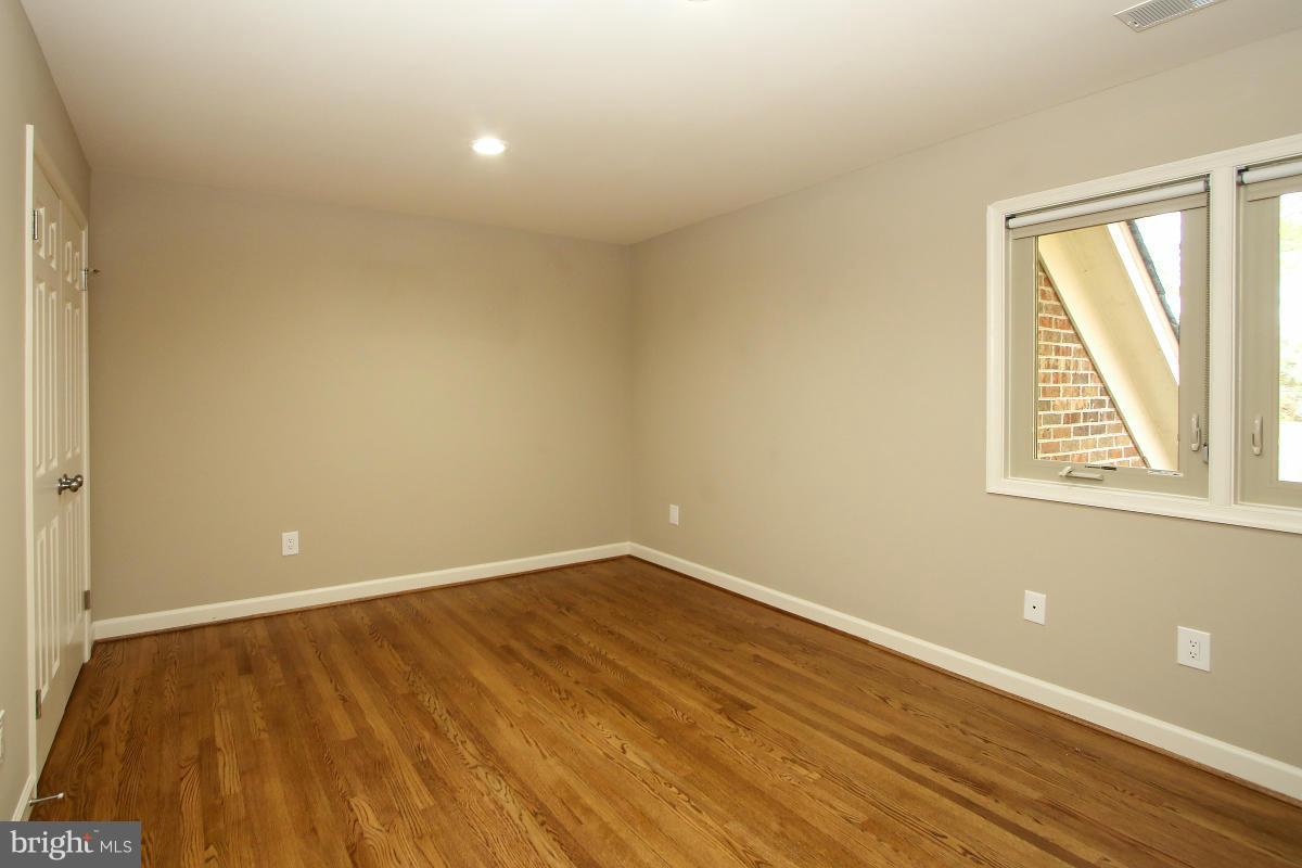 LOCUST RIDGE - Residential