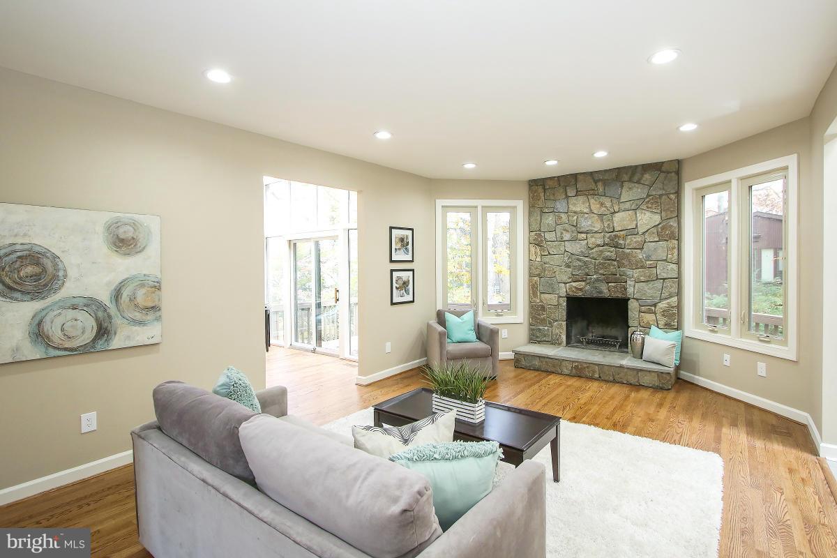 LOCUST RIDGE - Residential