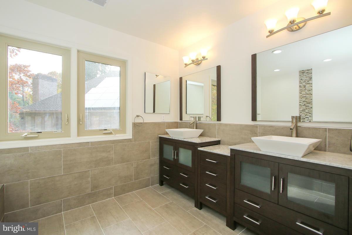 LOCUST RIDGE - Residential