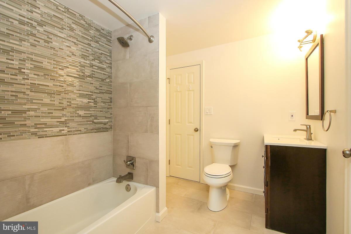 LOCUST RIDGE - Residential