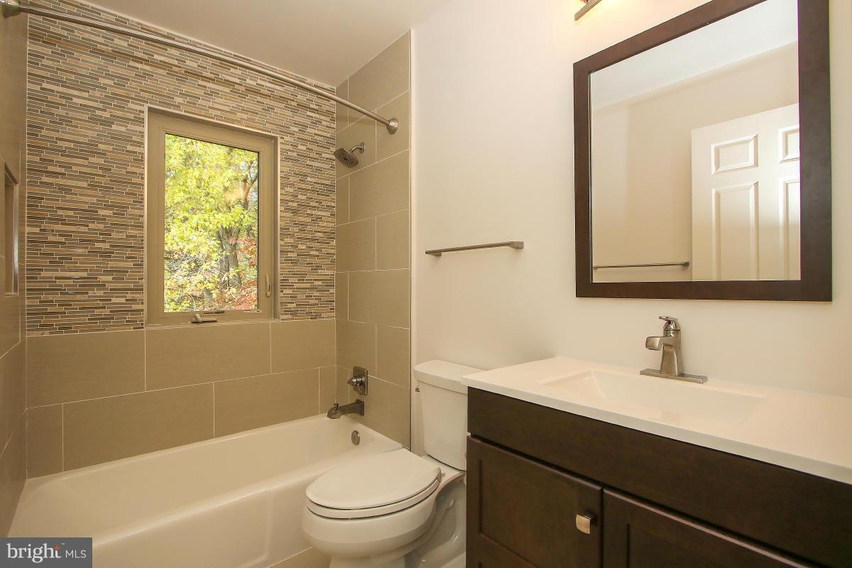 LOCUST RIDGE - Residential