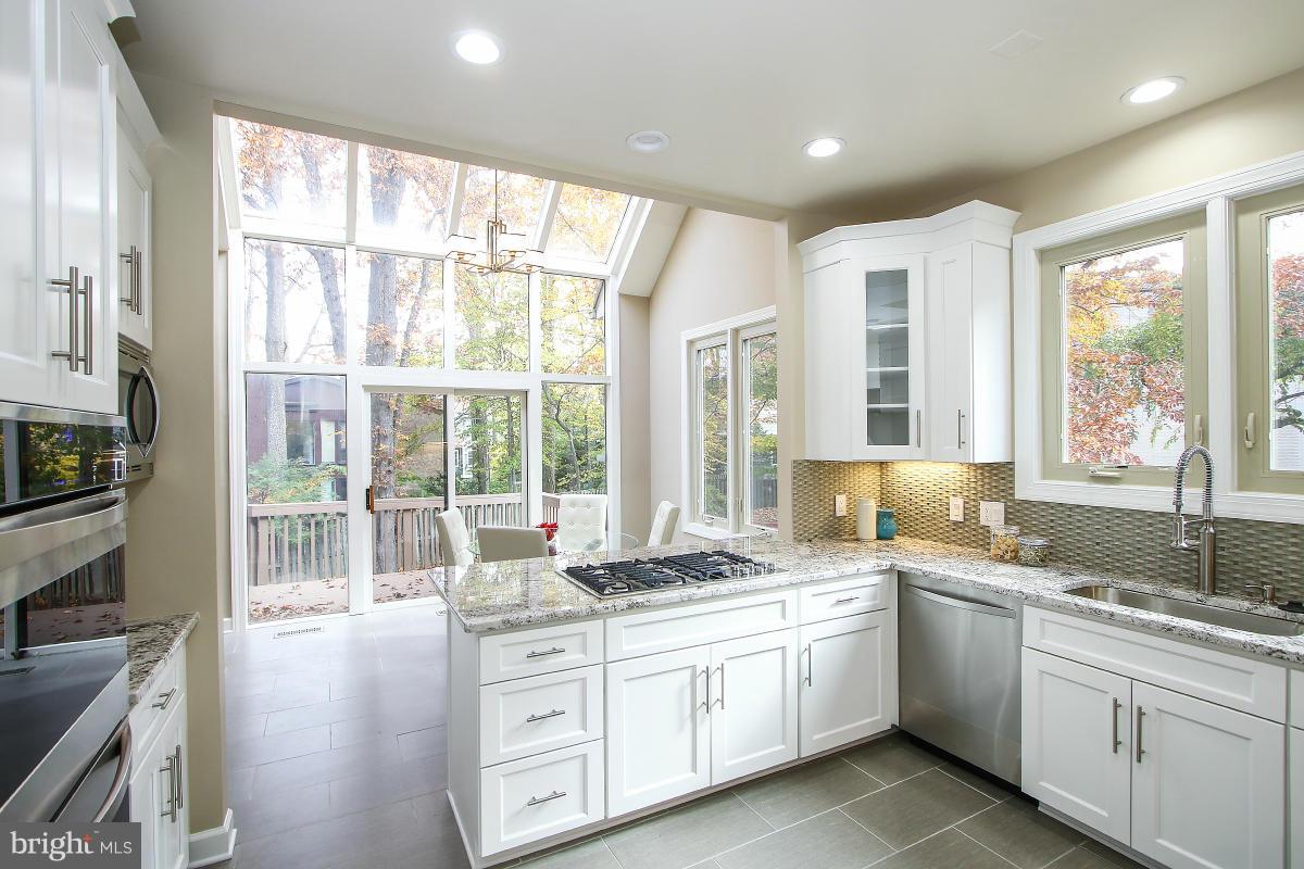 LOCUST RIDGE - Residential