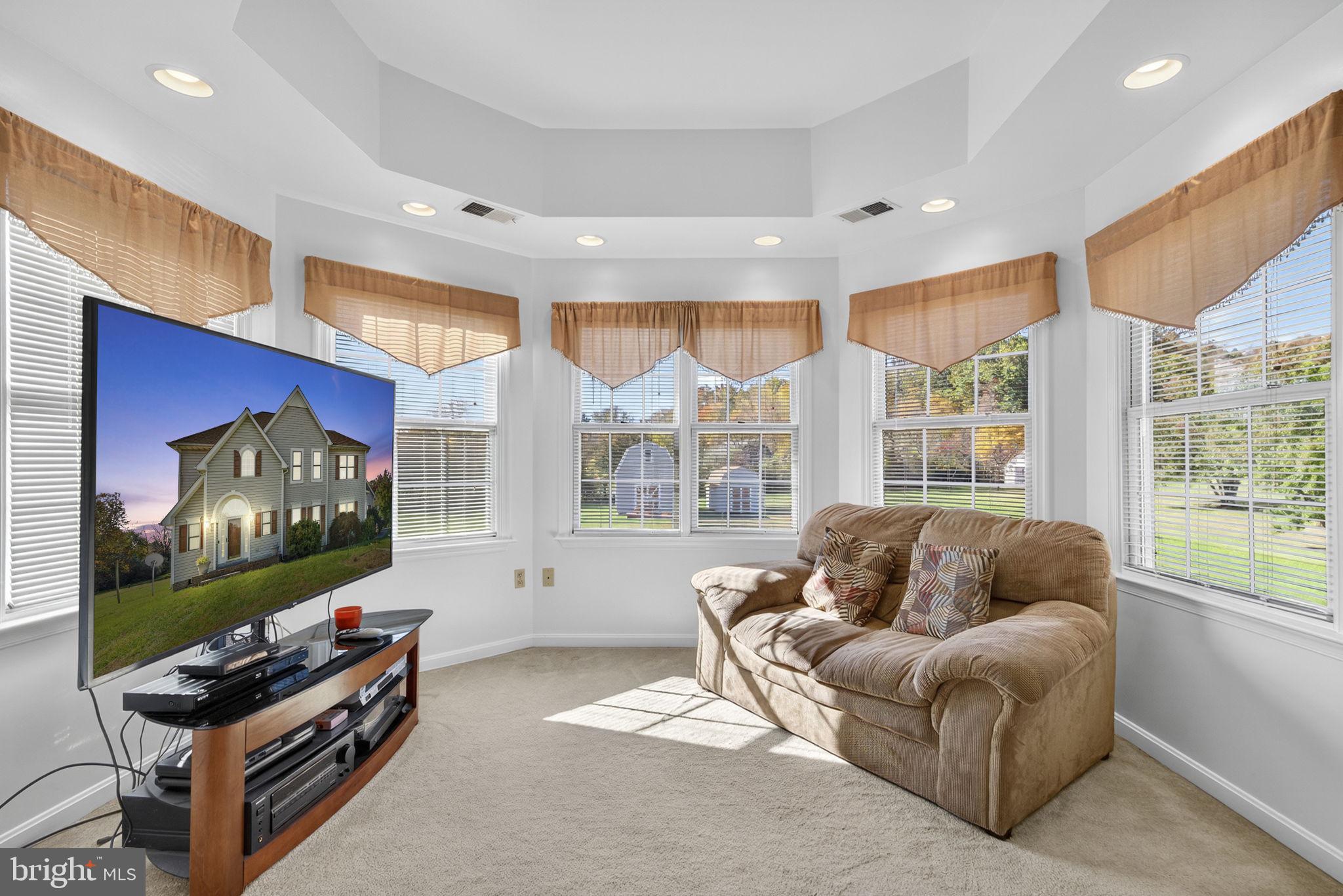 ASHLAND MEADOWS - Residential