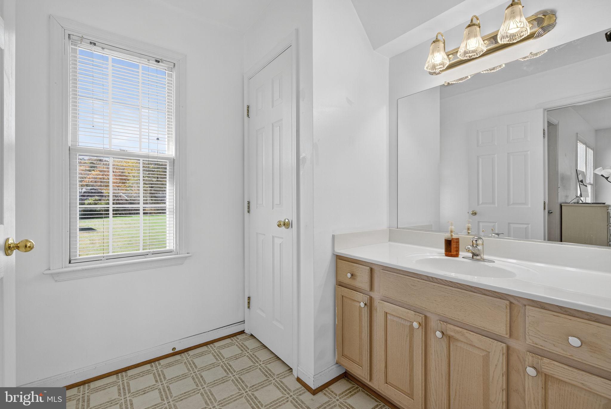 ASHLAND MEADOWS - Residential