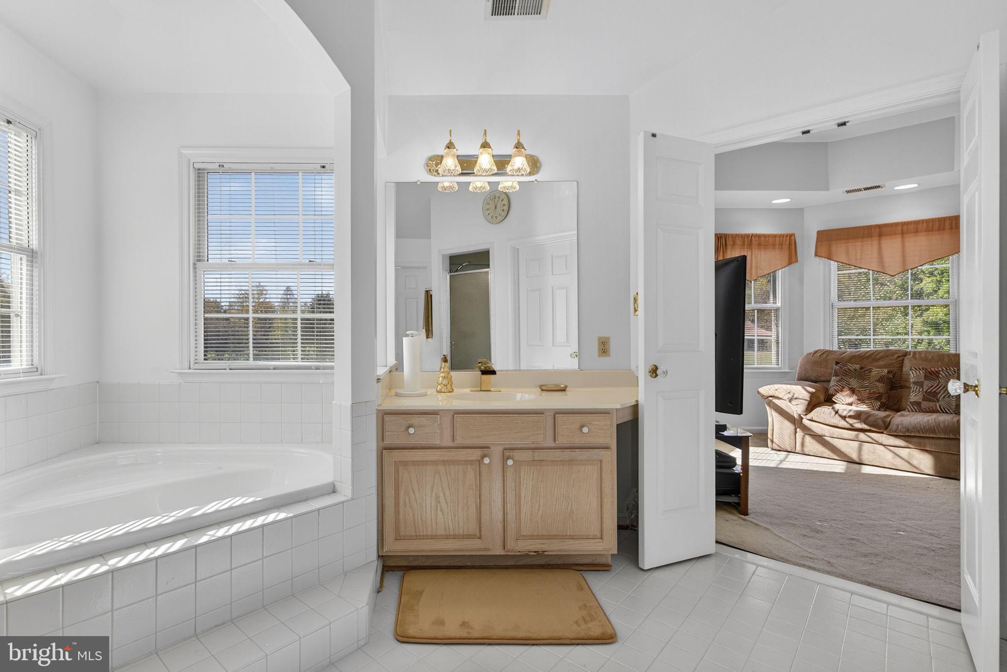 ASHLAND MEADOWS - Residential