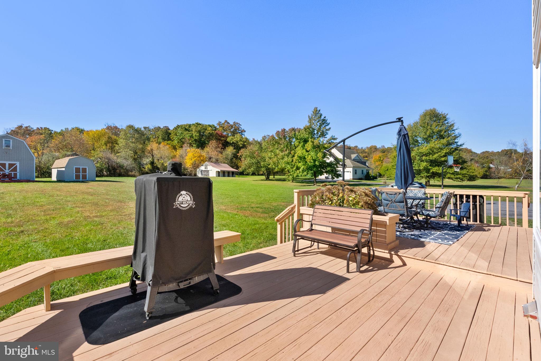 ASHLAND MEADOWS - Residential