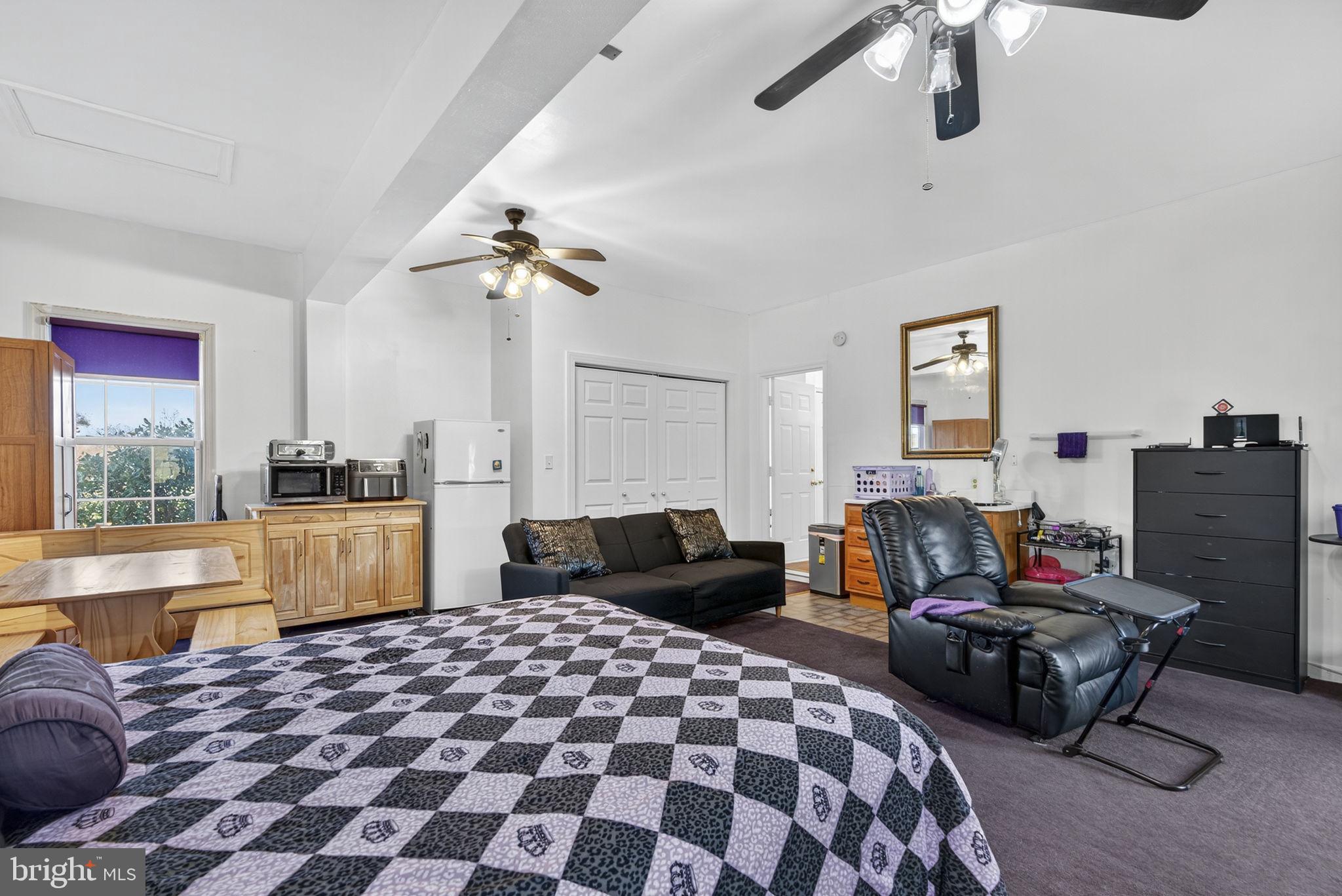 ASHLAND MEADOWS - Residential