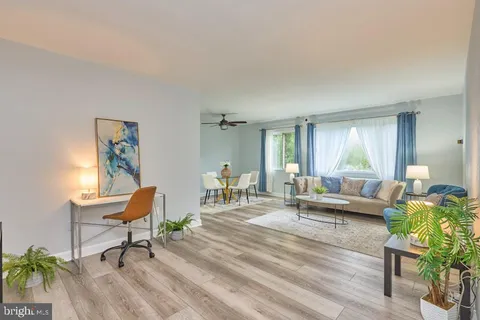3601 5th Street S Unit 210, Arlington, VA MLS: VAAR2052078