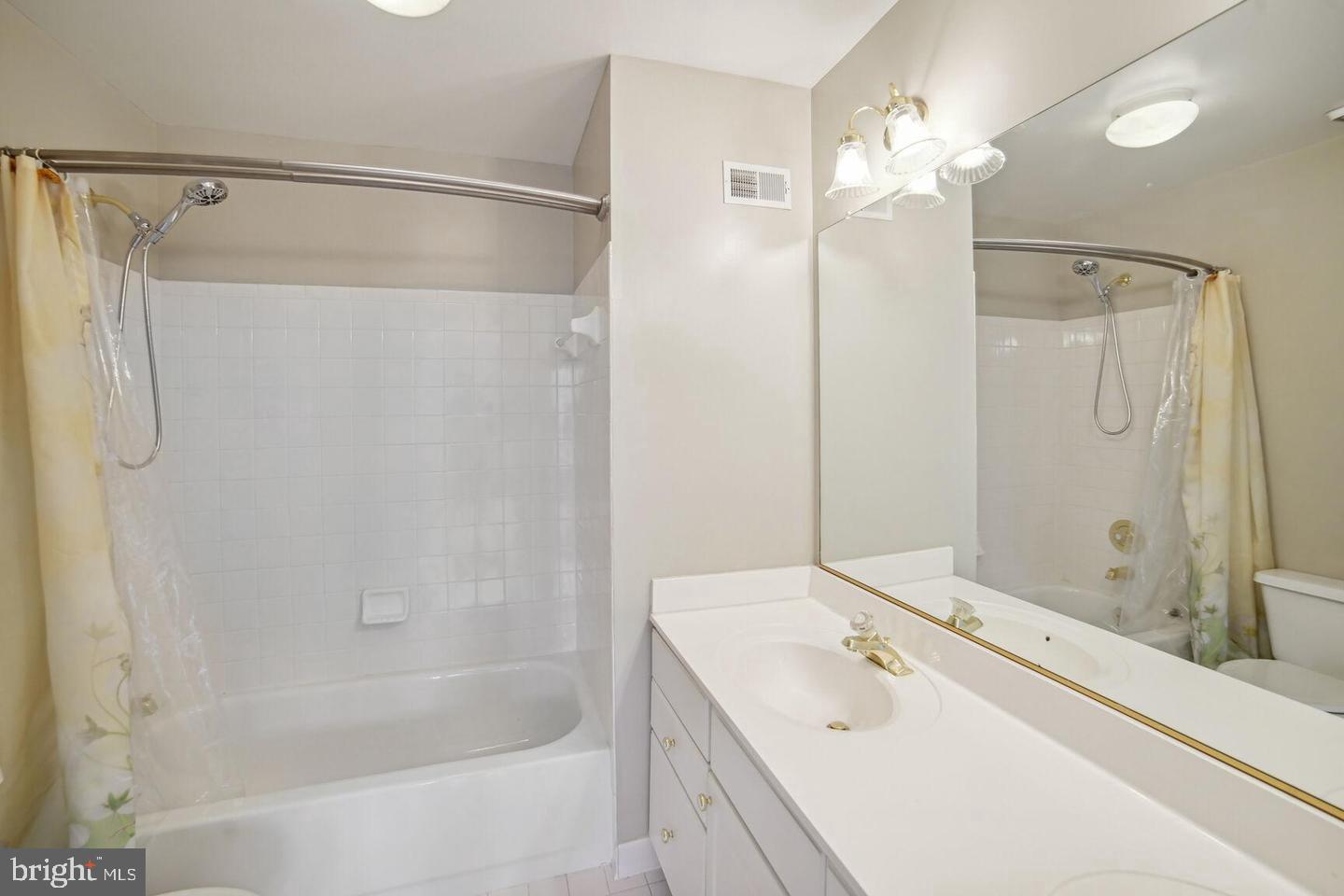 QUINCE HAVEN - Residential Lease