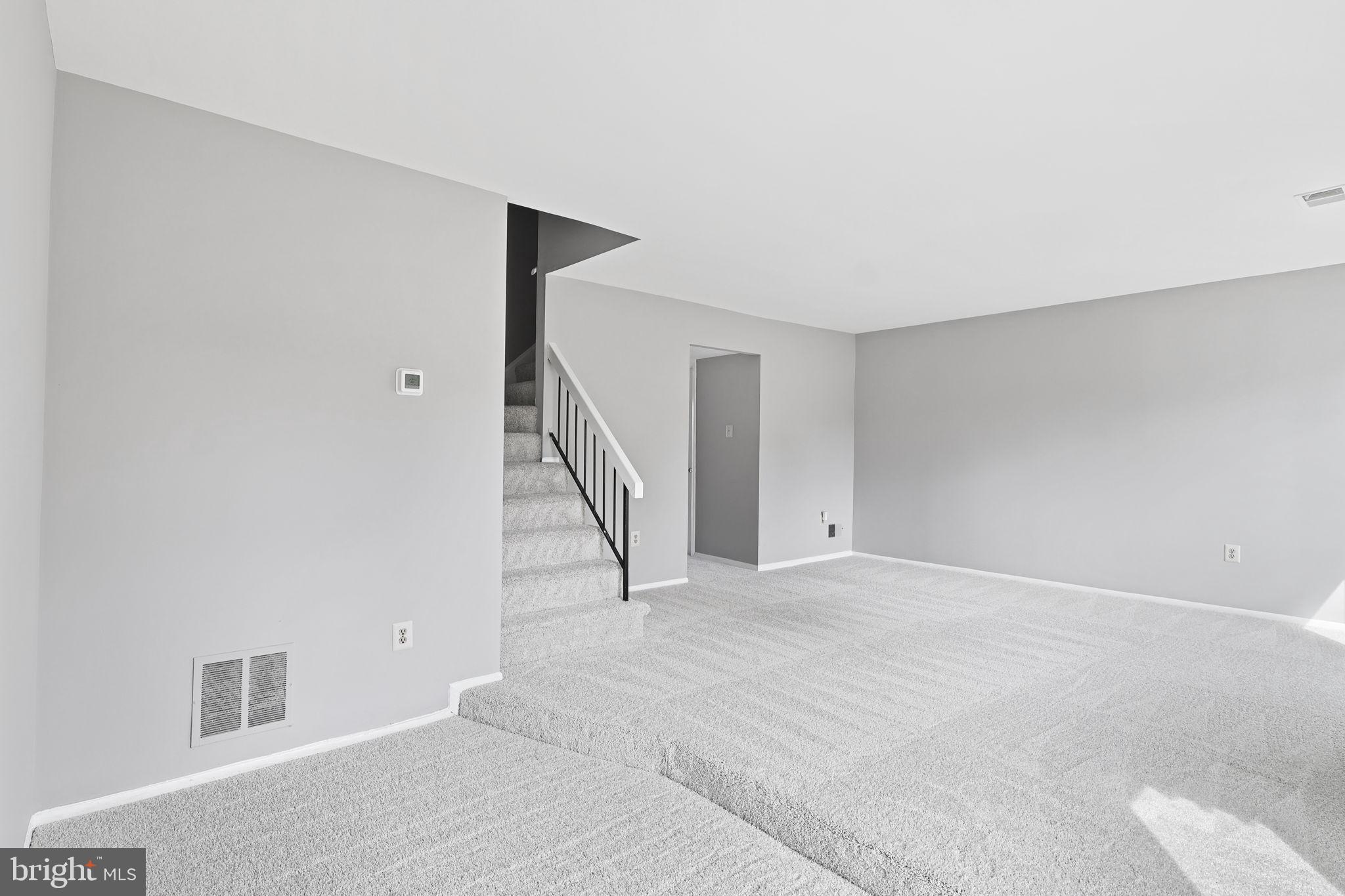 35 MONARCH DRIVE