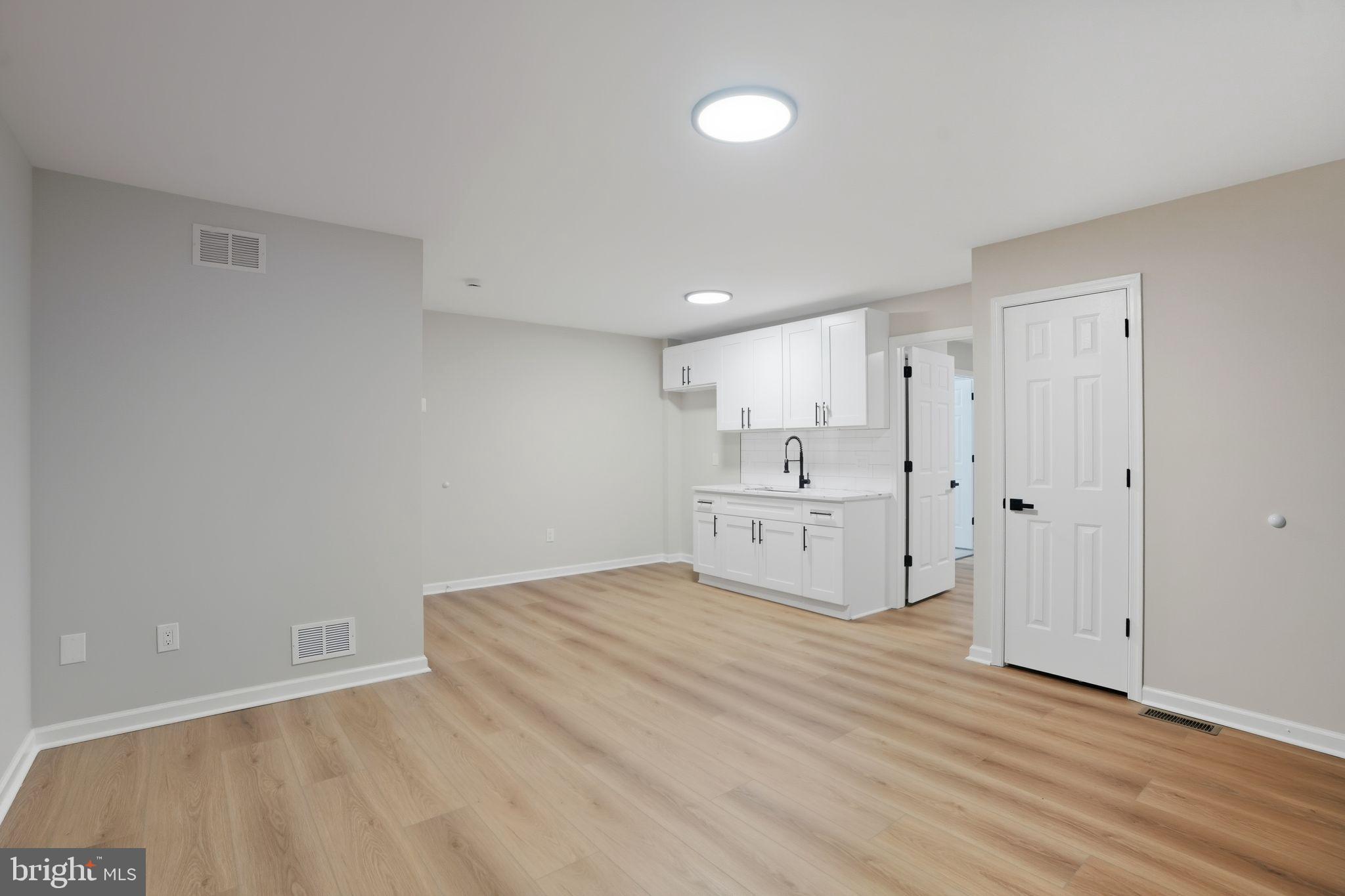 ELKINS PARK - Residential