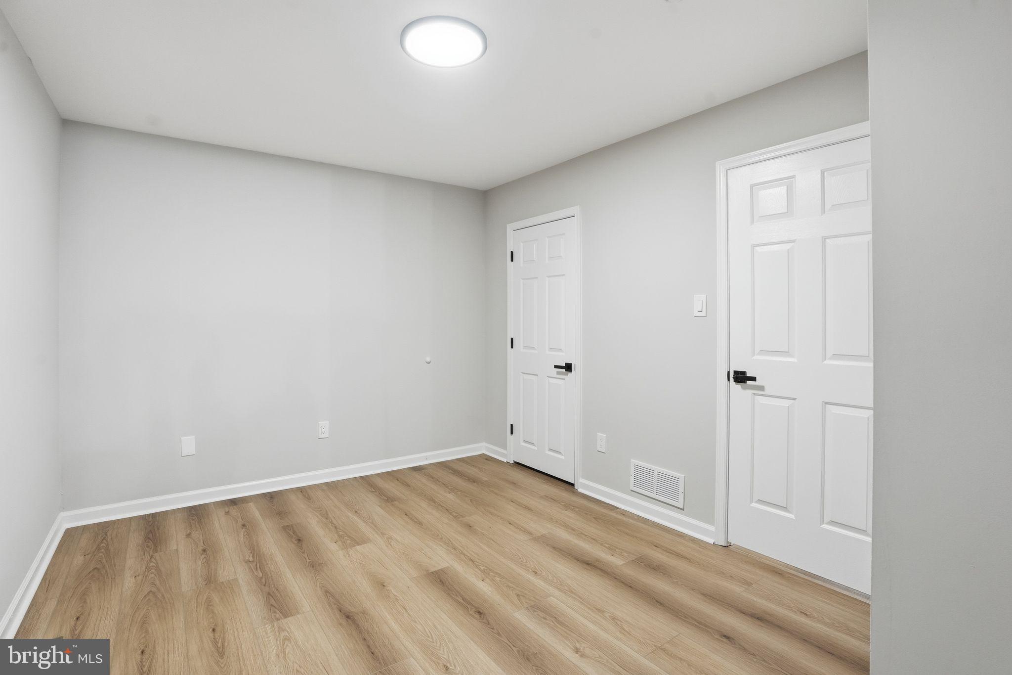 ELKINS PARK - Residential