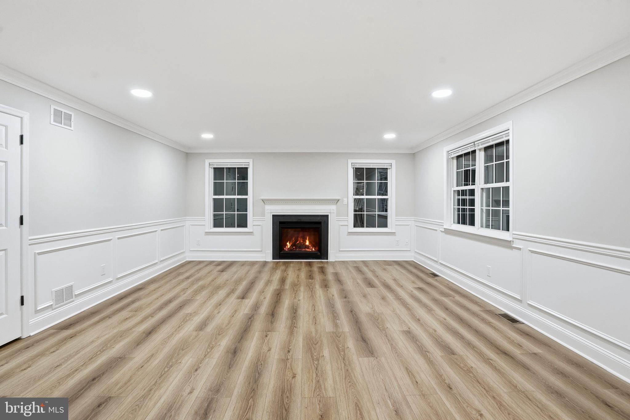 ELKINS PARK - Residential