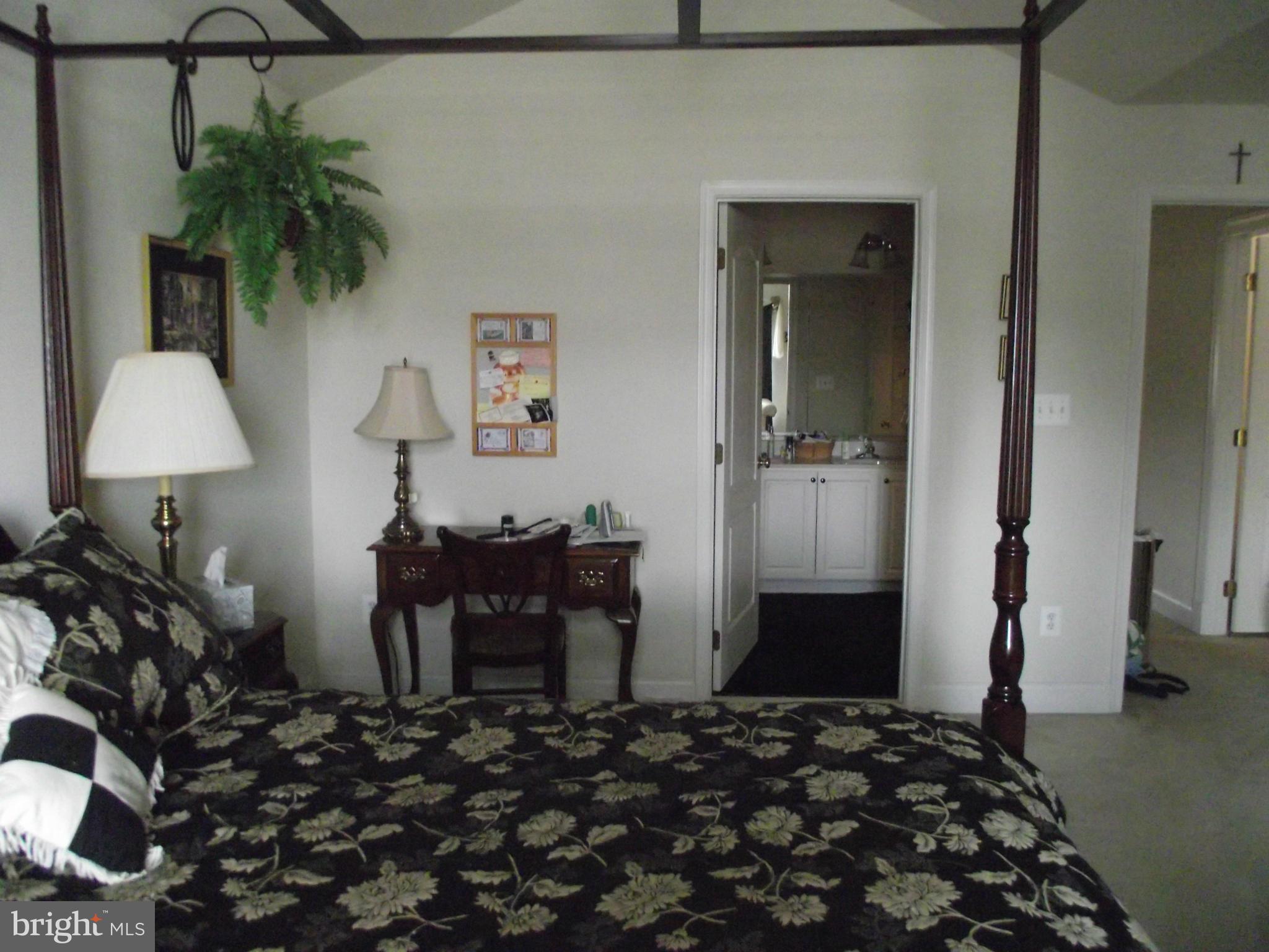 DOMINION VALLEY COUNTRY CLUB - Residential Lease