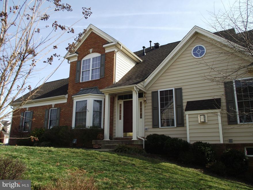 Free 8 months of cable/int with this superb single fam. attached home. HUGE 1st FLOOR MASTER w/fpl & sitting room. 2 more huge bdrs up and massive study w/wetbar overlooking LR w/fpl. Gourmet kit.w/upgrded cherry cabs,appliances,grill,granite counters,brkfst bar,brkfst rm,pantry.& inst hot. Deck. Lawn care included! Bcks to woods & stream.Can unload right into walkout. CALL OWNER W/QUES.NOT AGENT.