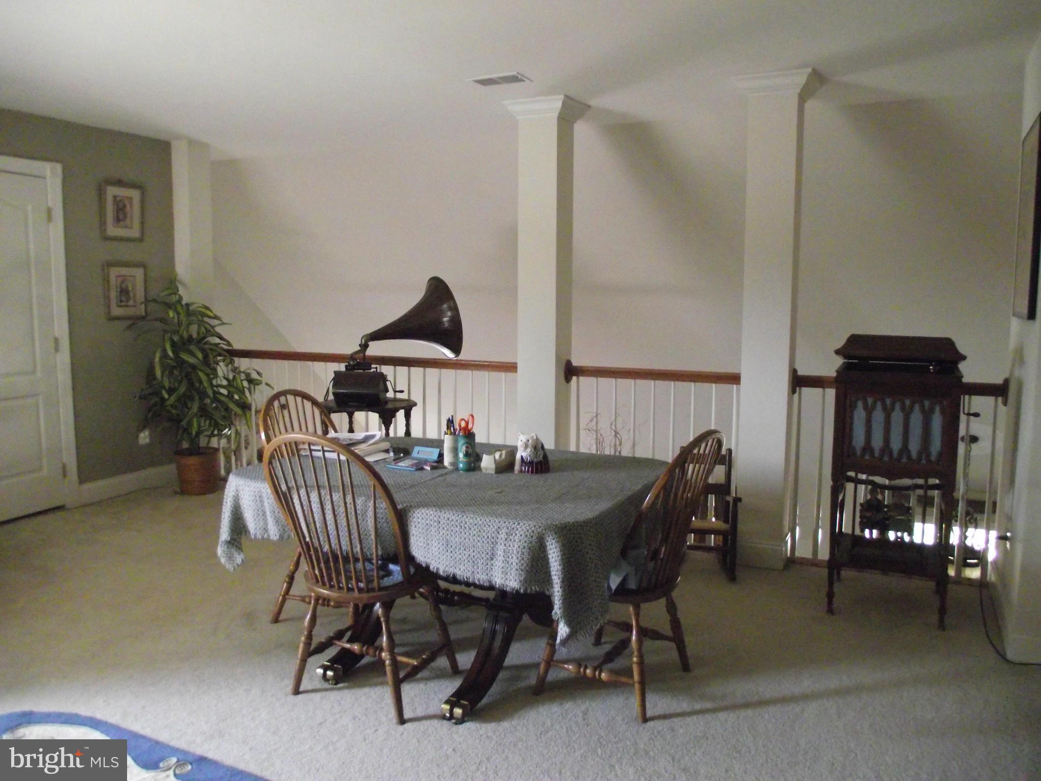 DOMINION VALLEY COUNTRY CLUB - Residential Lease