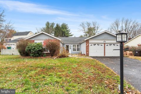4 WESTWOOD COURT NEWTOWN PA 18940
