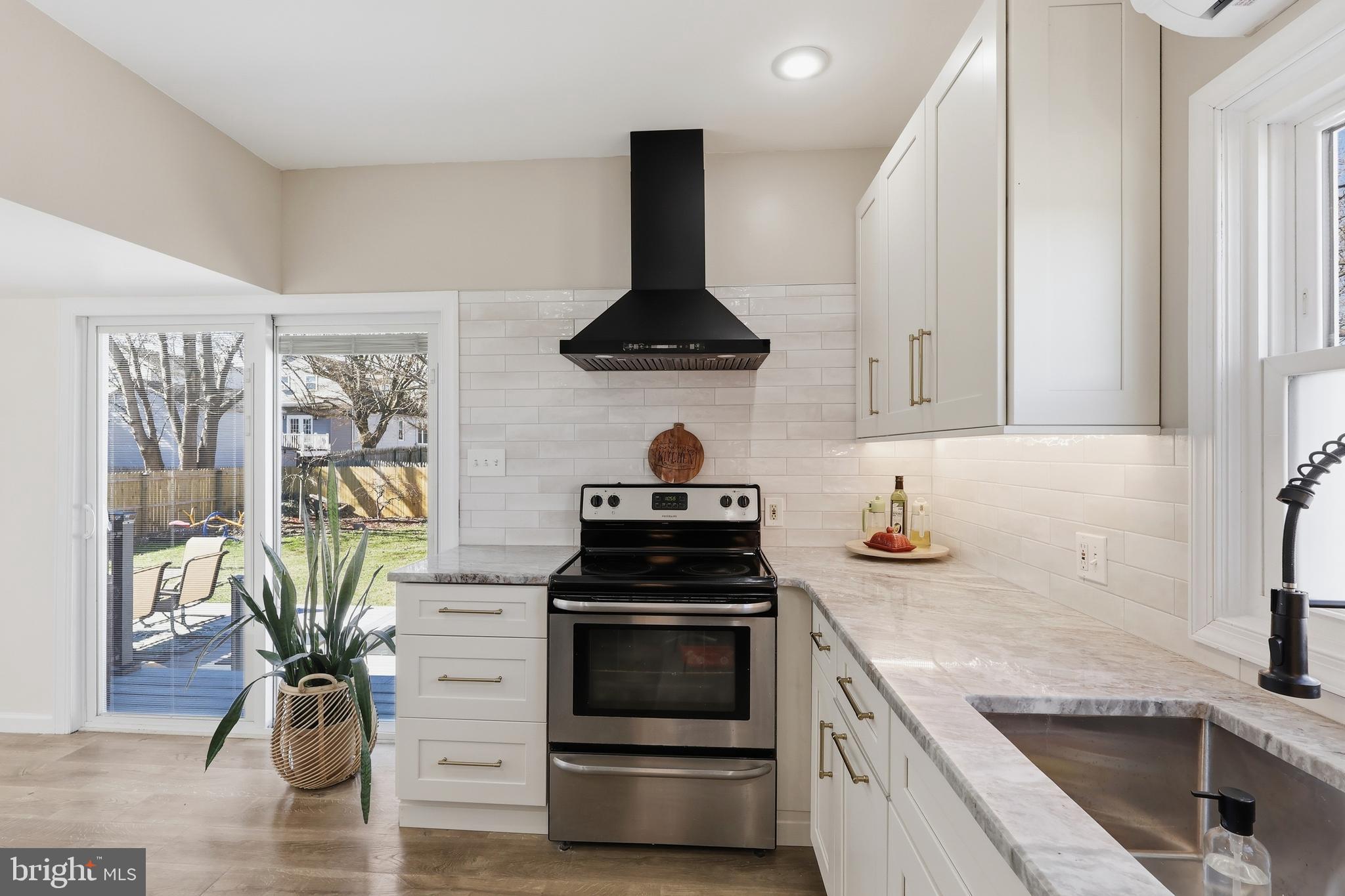 CAPITOL VIEW - Residential