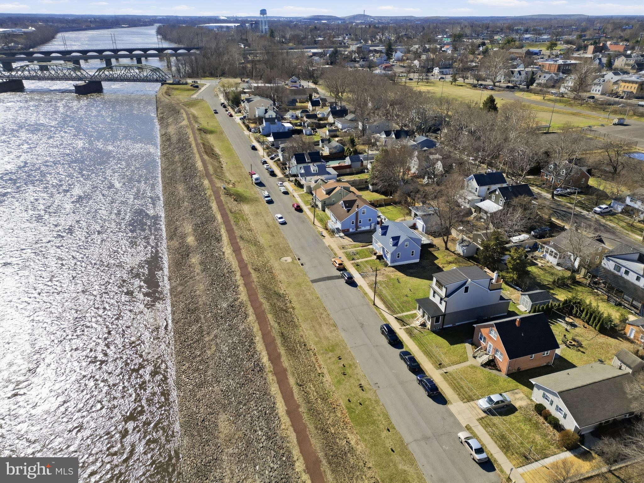 CAPITOL VIEW - Residential
