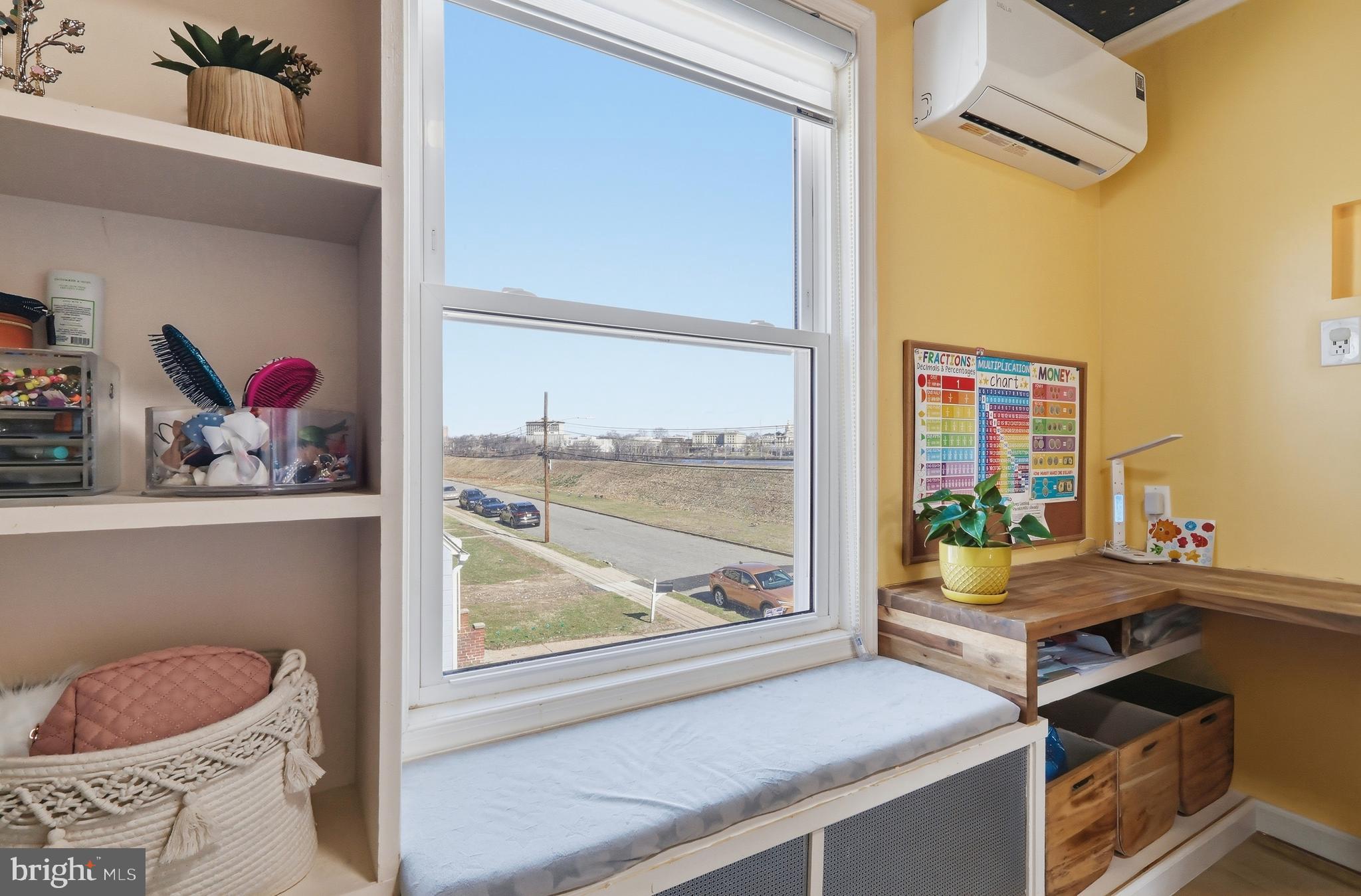 CAPITOL VIEW - Residential