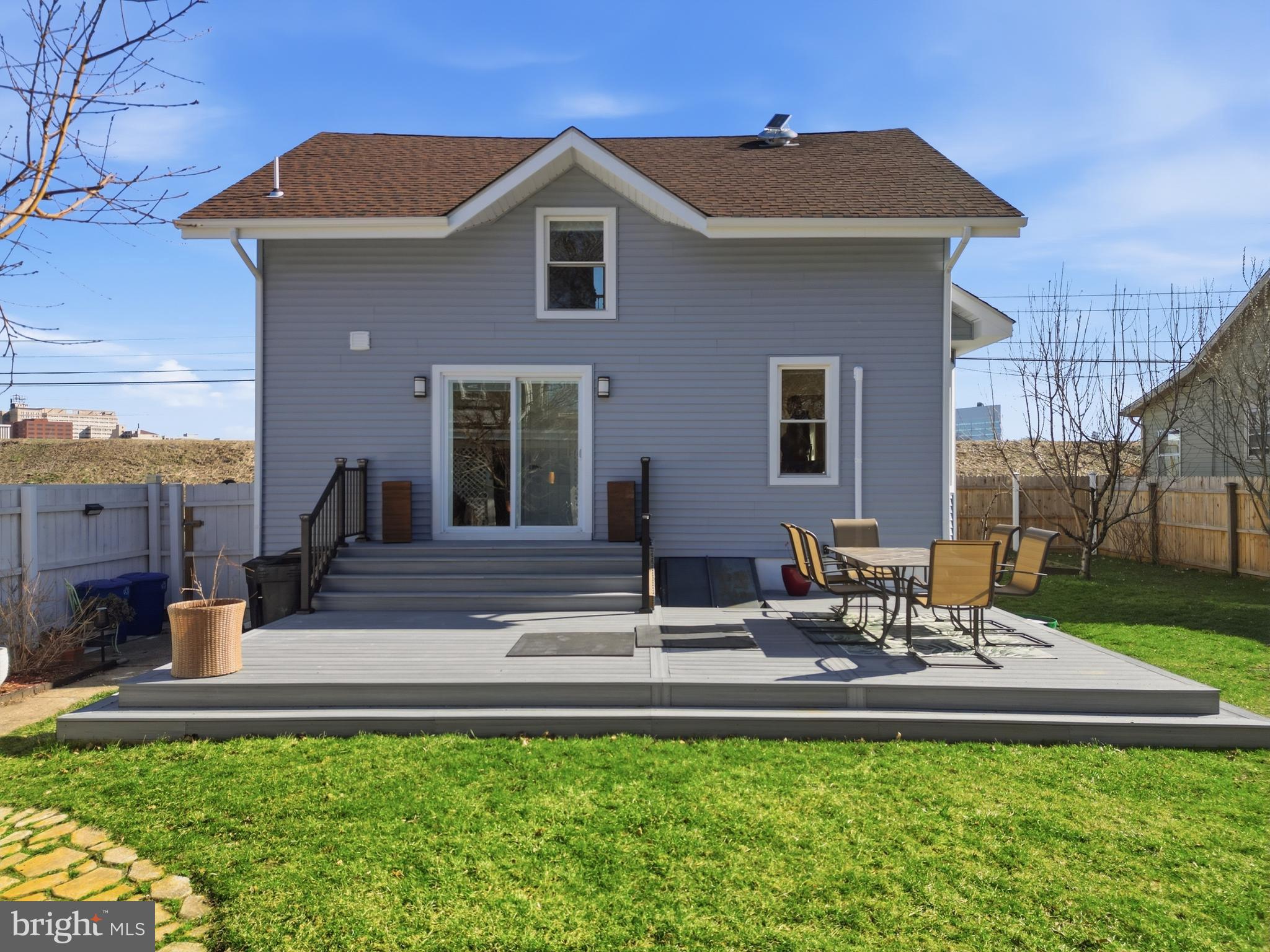 CAPITOL VIEW - Residential