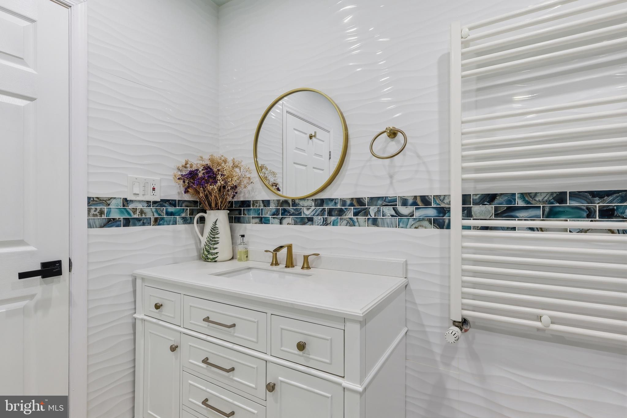 CAPITOL VIEW - Residential