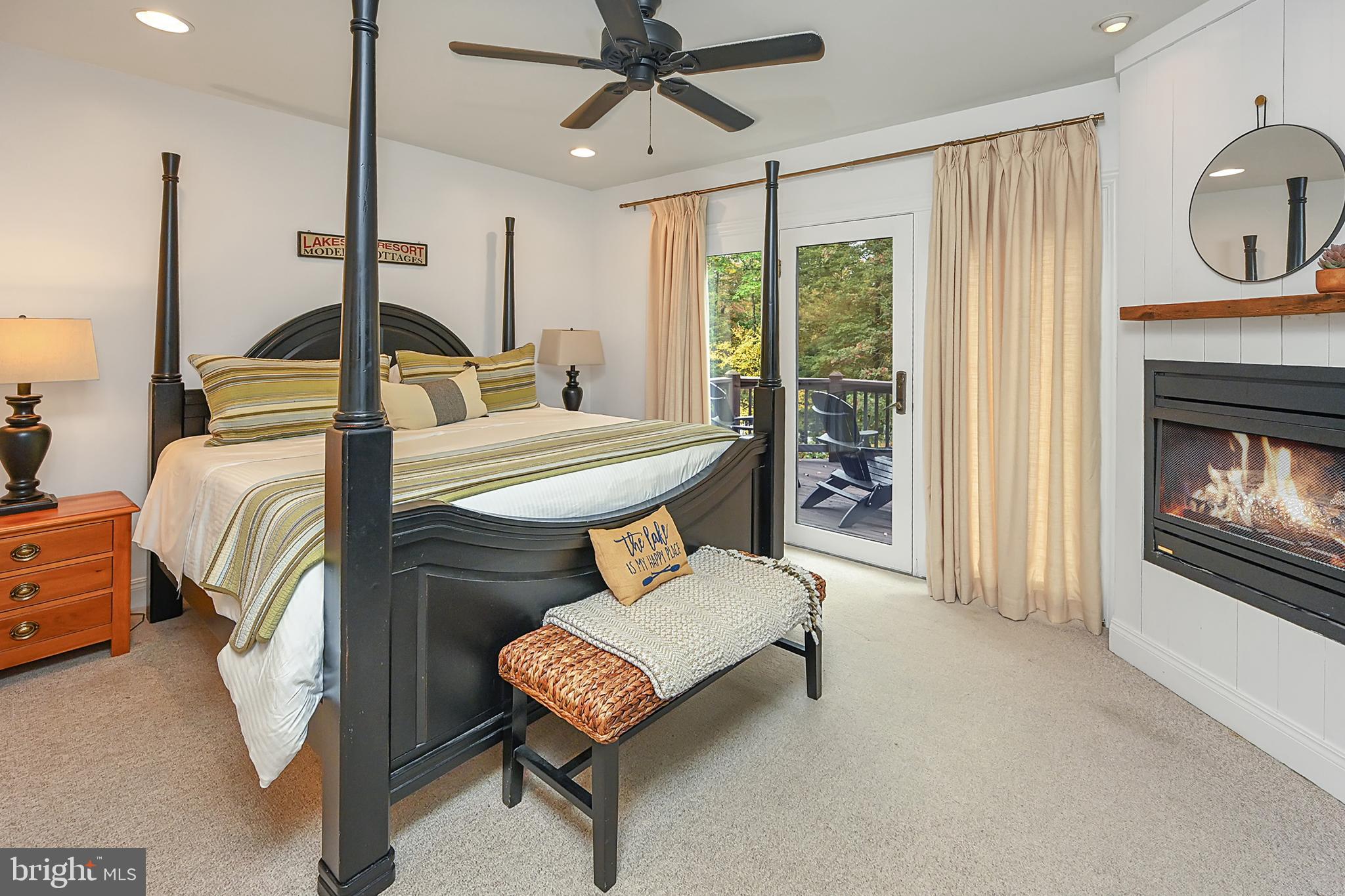 SANDY SHORES - Residential