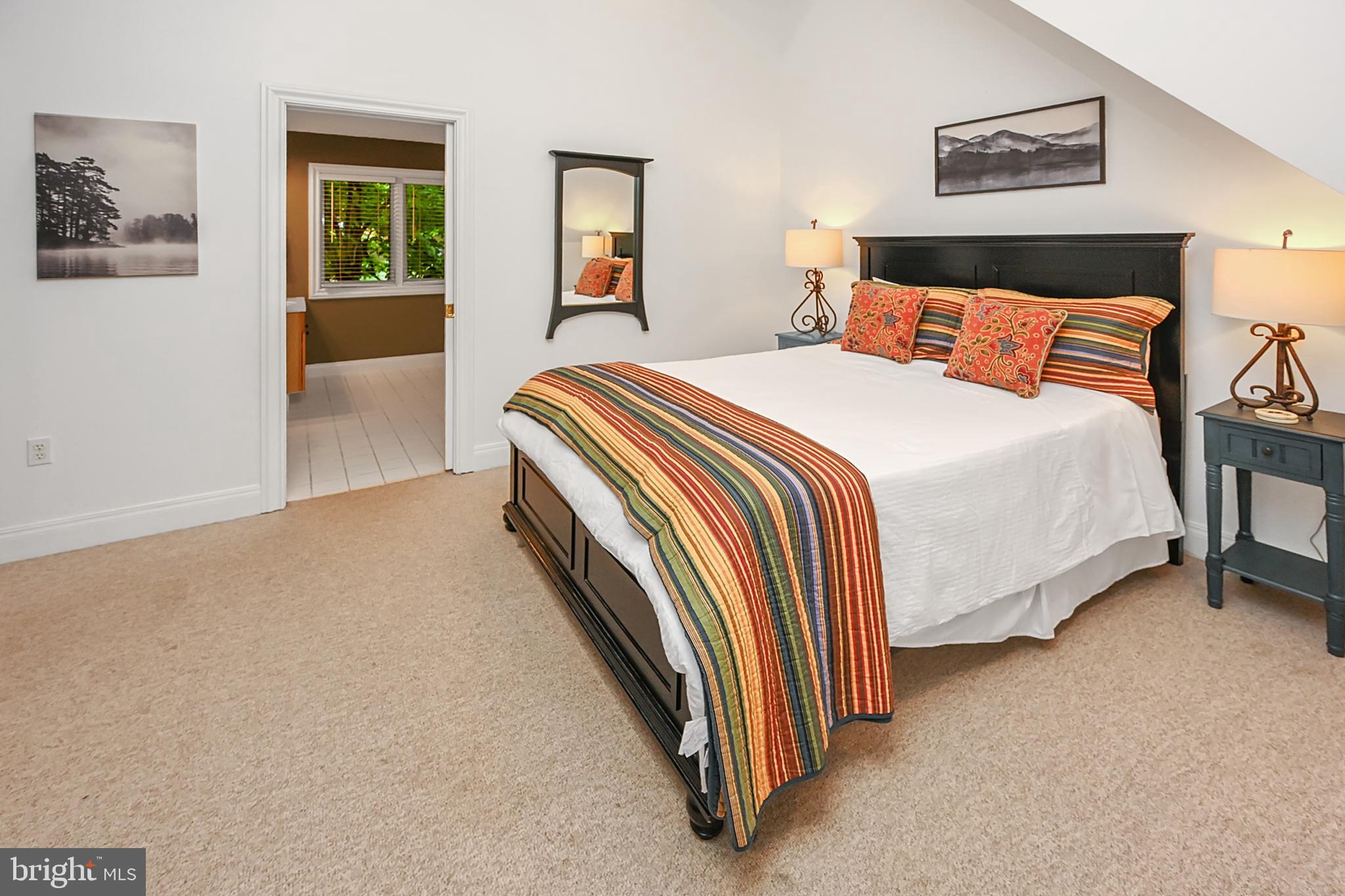 SANDY SHORES - Residential