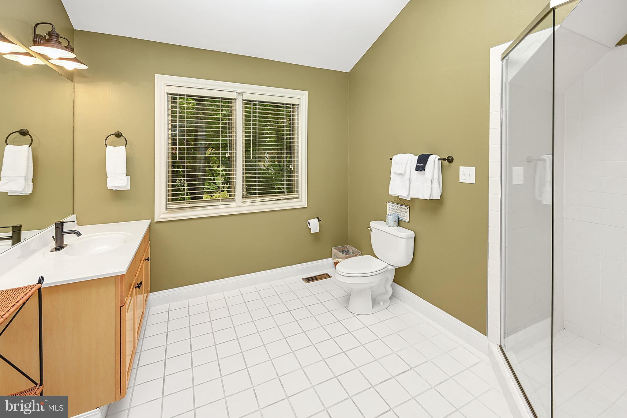 SANDY SHORES - Residential