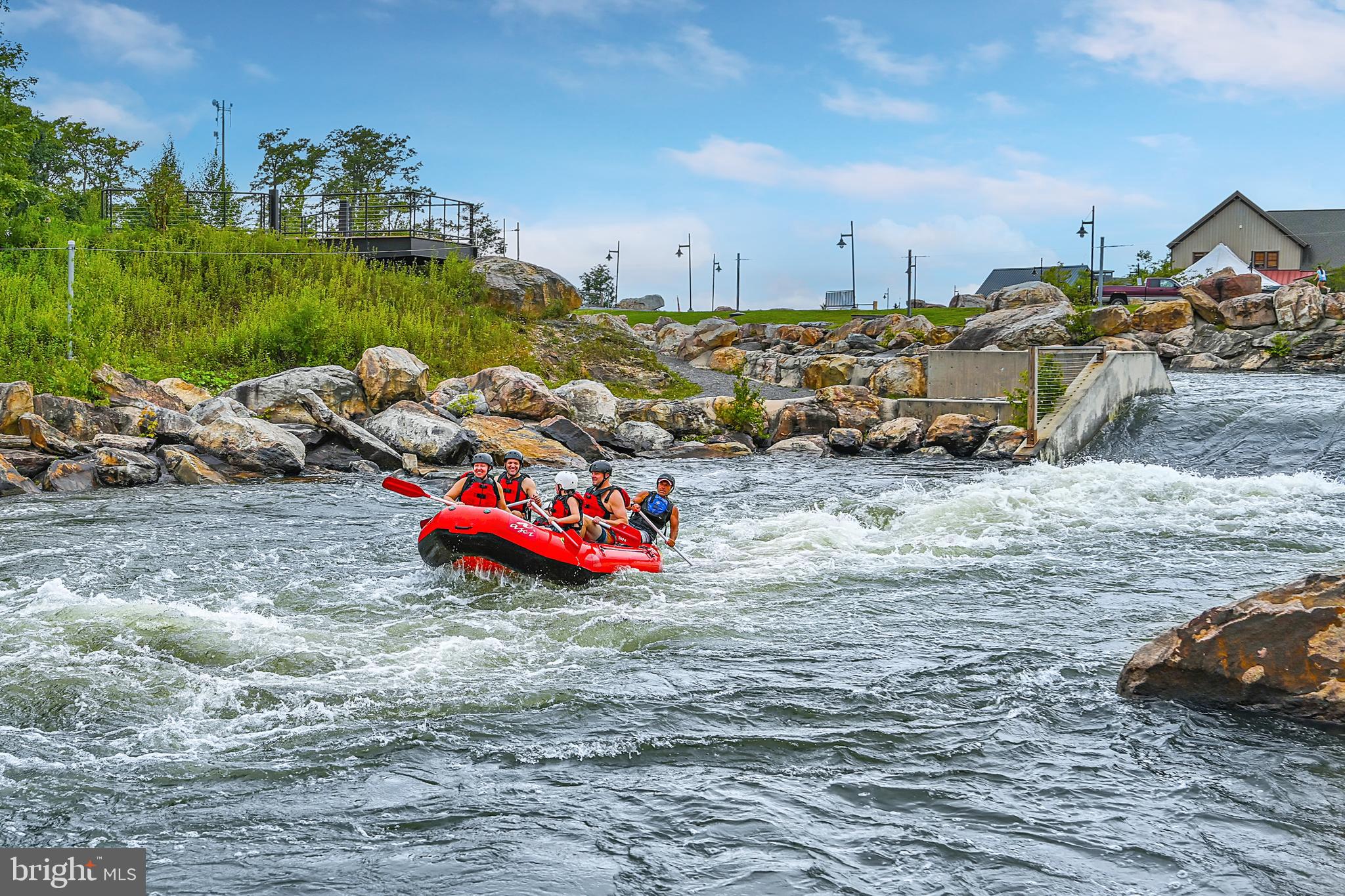 SANDY SHORES - Residential