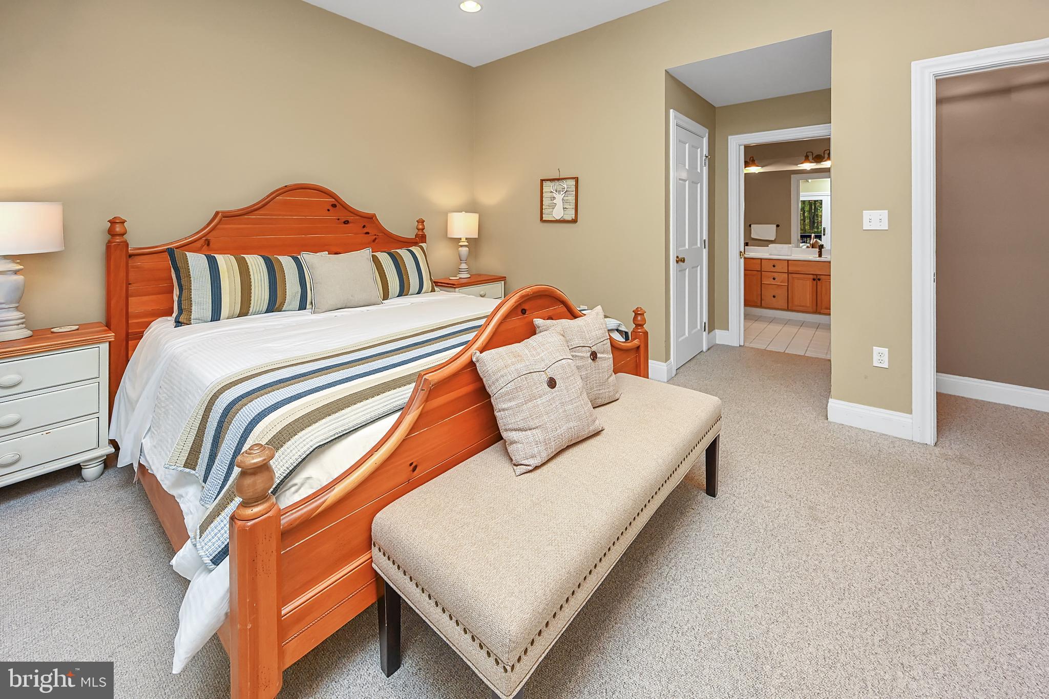 SANDY SHORES - Residential