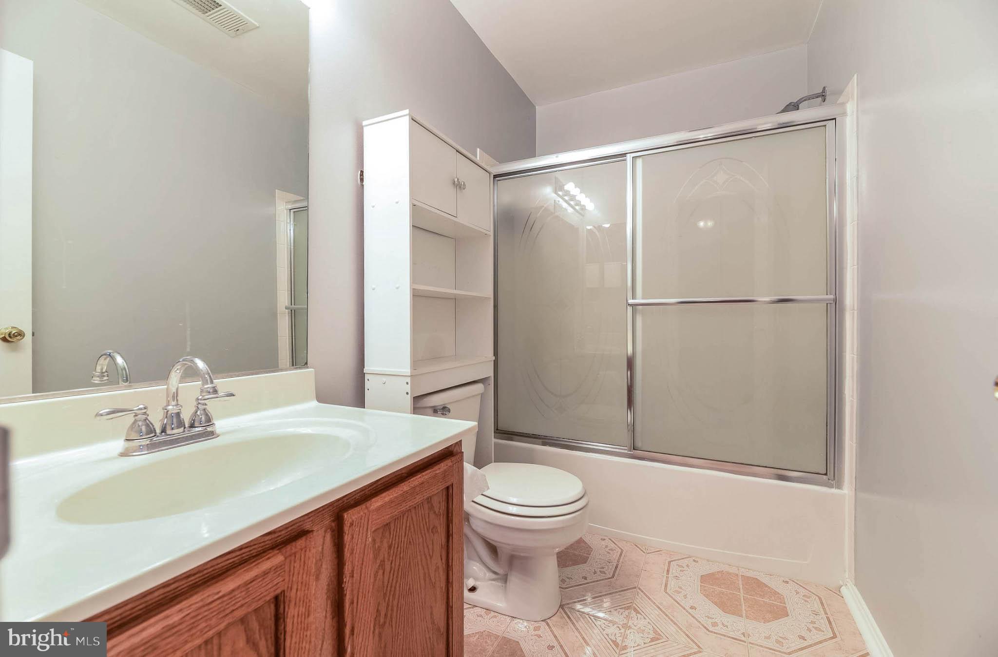 GROVEWOOD - Residential