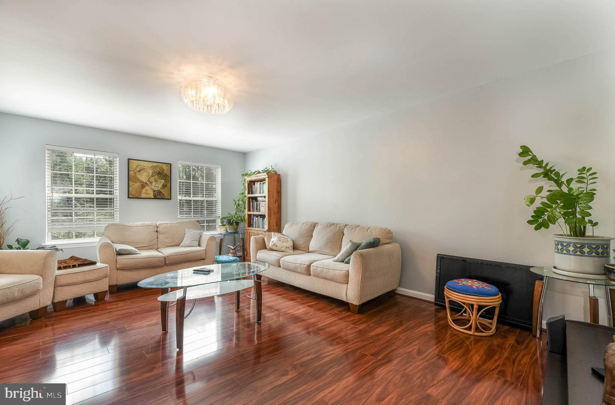 GROVEWOOD - Residential