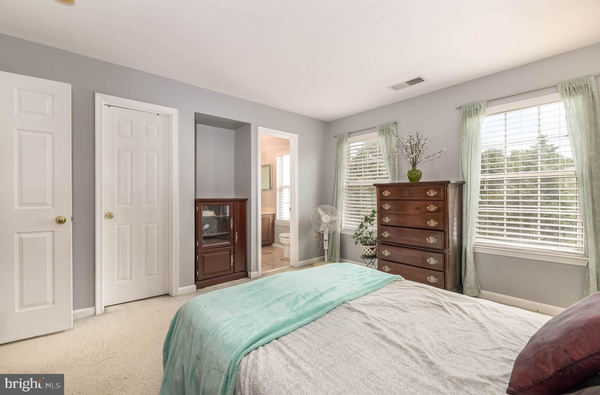 GROVEWOOD - Residential