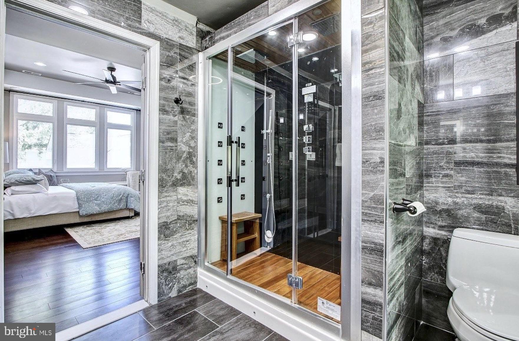 NORWOOD HEIGHTS - Residential Lease