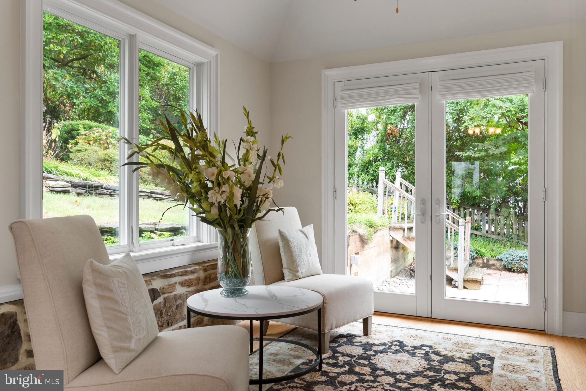 GIBSON ISLAND - Residential