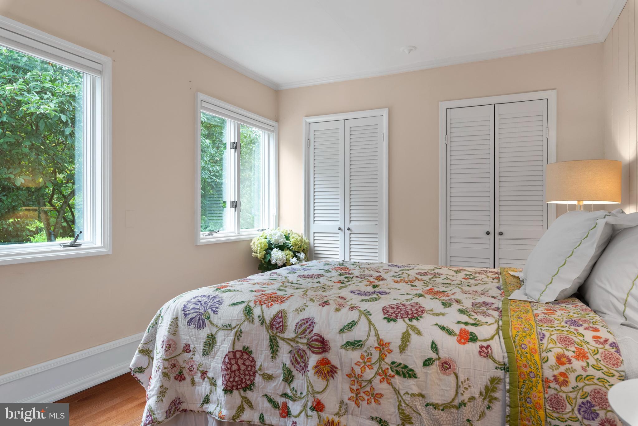 GIBSON ISLAND - Residential