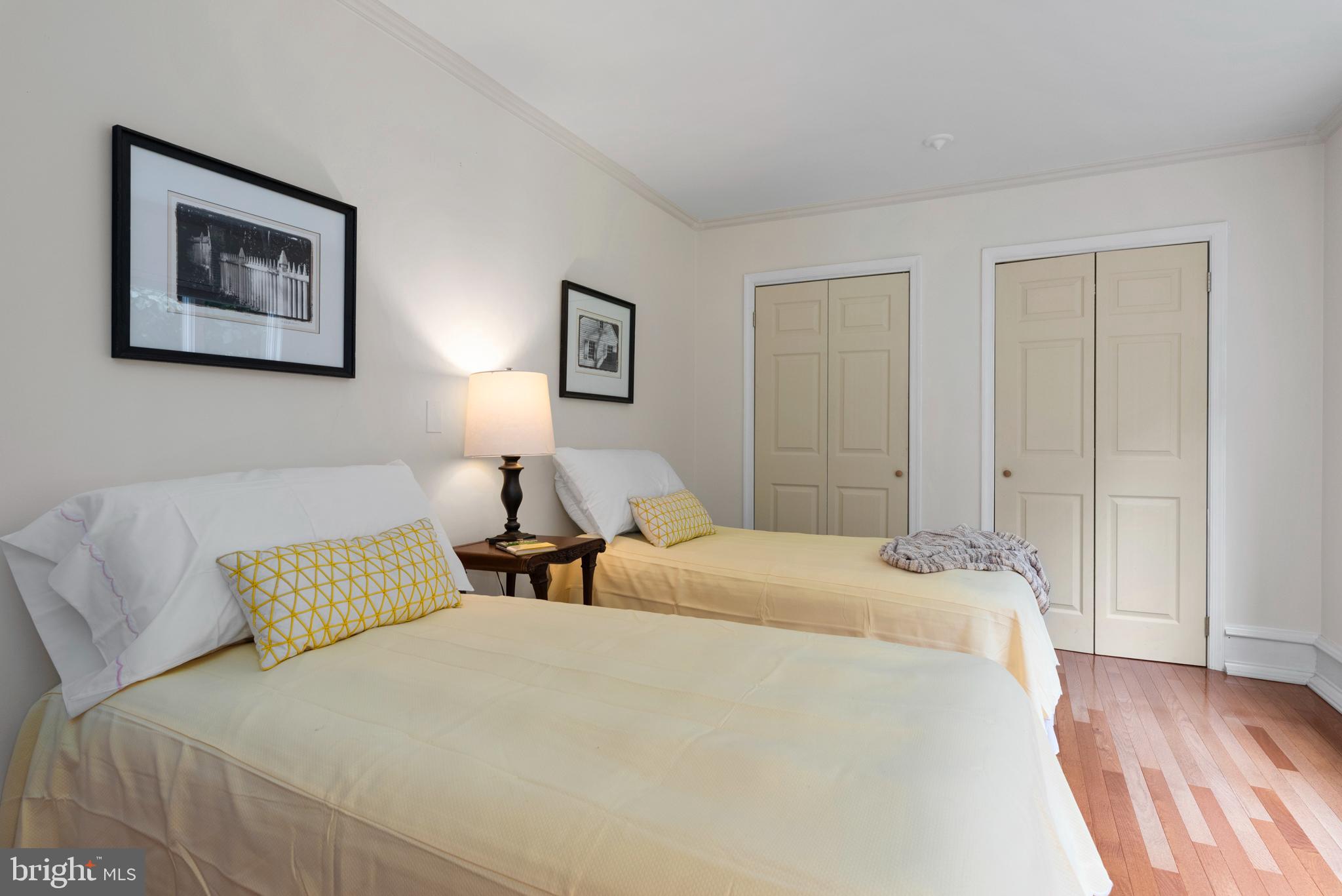 GIBSON ISLAND - Residential