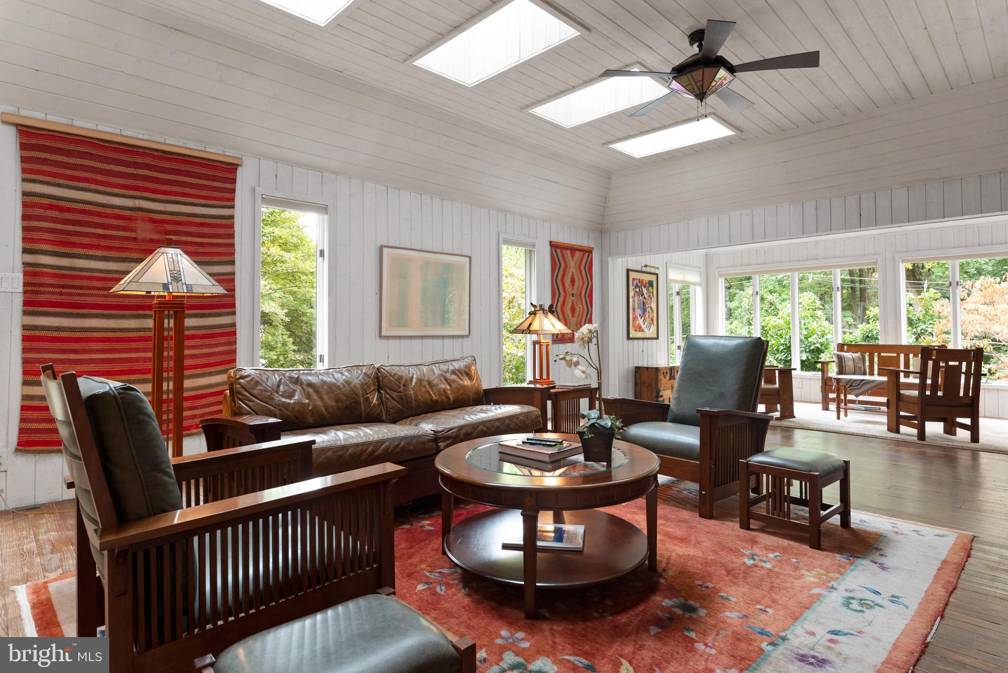 GIBSON ISLAND - Residential