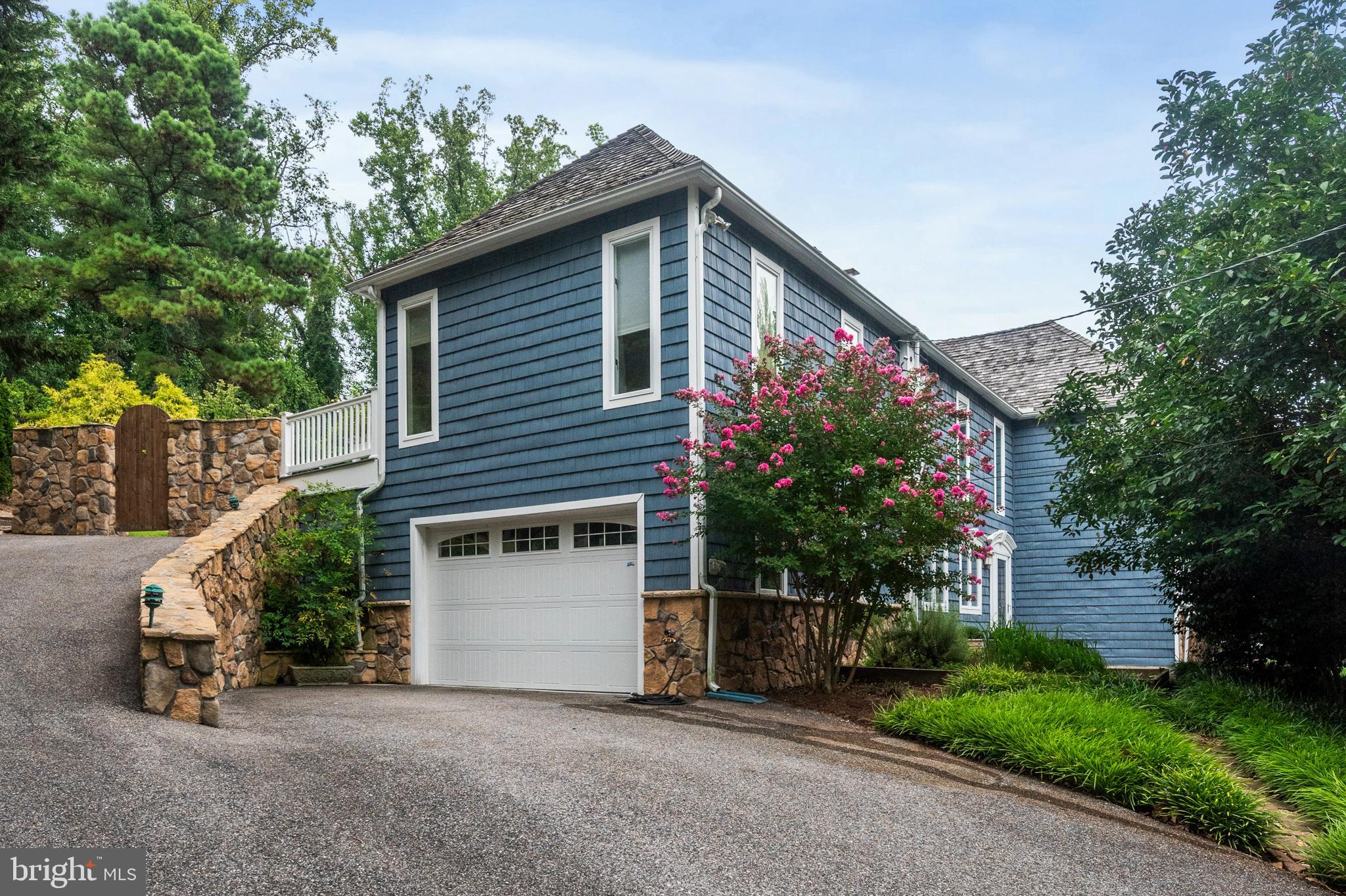 GIBSON ISLAND - Residential