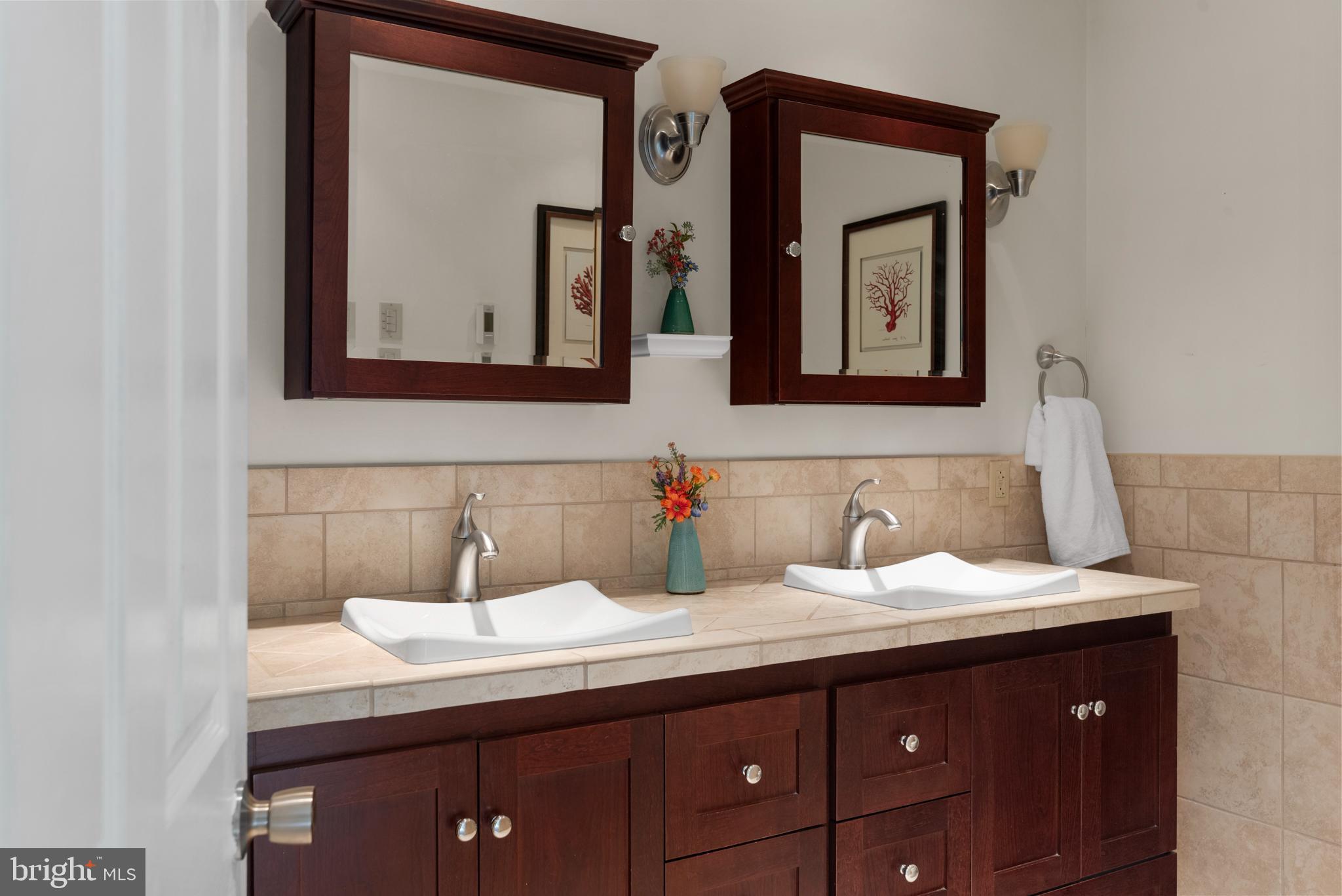 GIBSON ISLAND - Residential